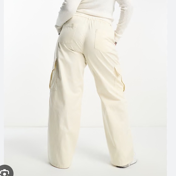 Zara Cream Wide Leg Cargo Jeans - Picture 1 of 7